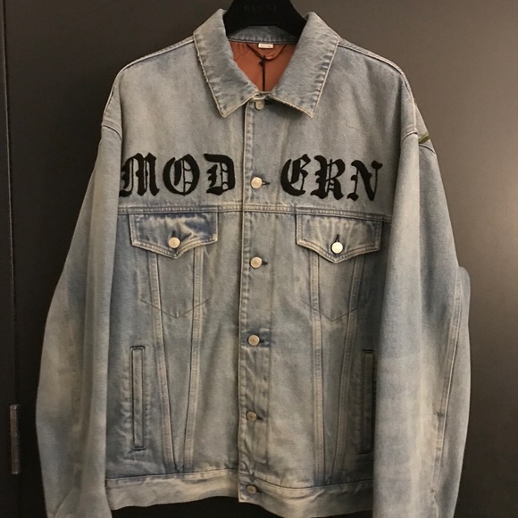 Authentic Gucci Jean Jacket - Picture 2 of 5